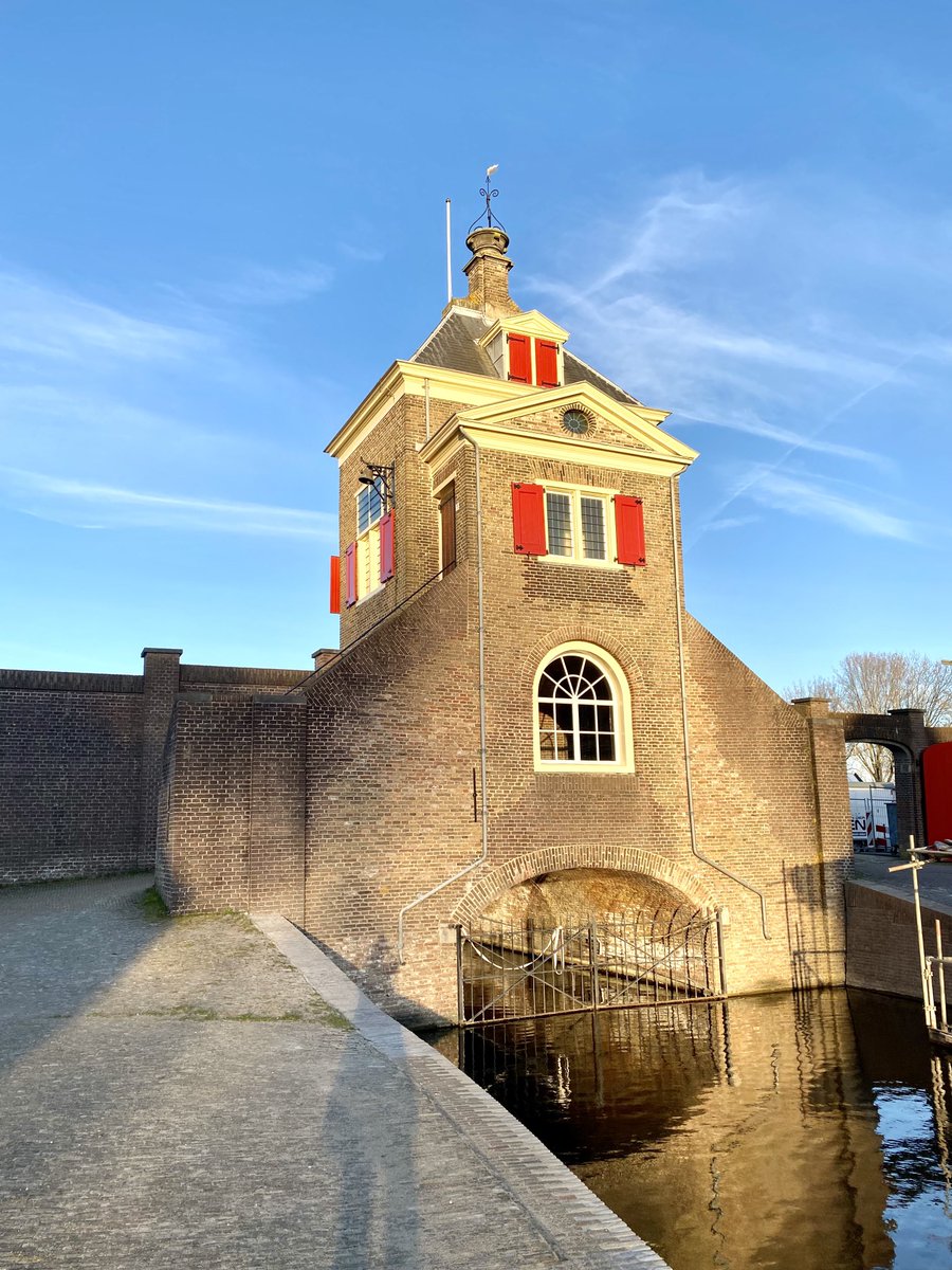 Aad van Tongeren tweet media