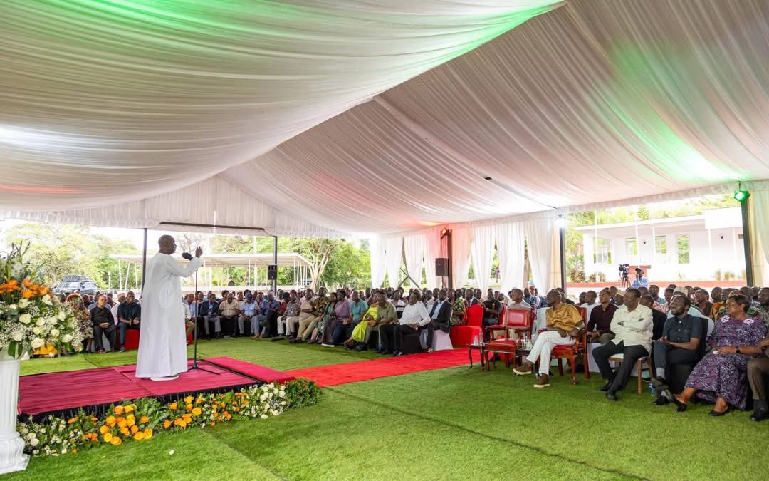 JUNET MOHAMED, E.G.H, MP. tweet media