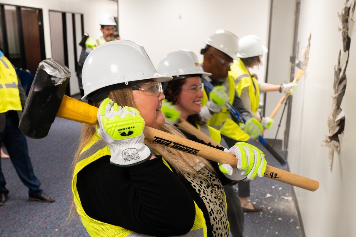 Region 4 ESC tweet media