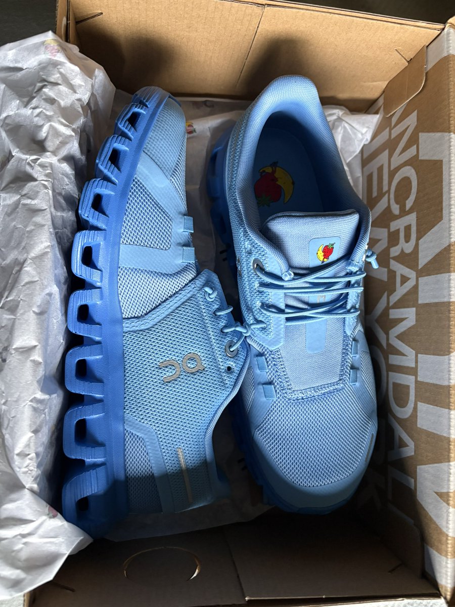 Rachael 💛🖤 tweet media