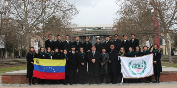 ela ferris tweet media