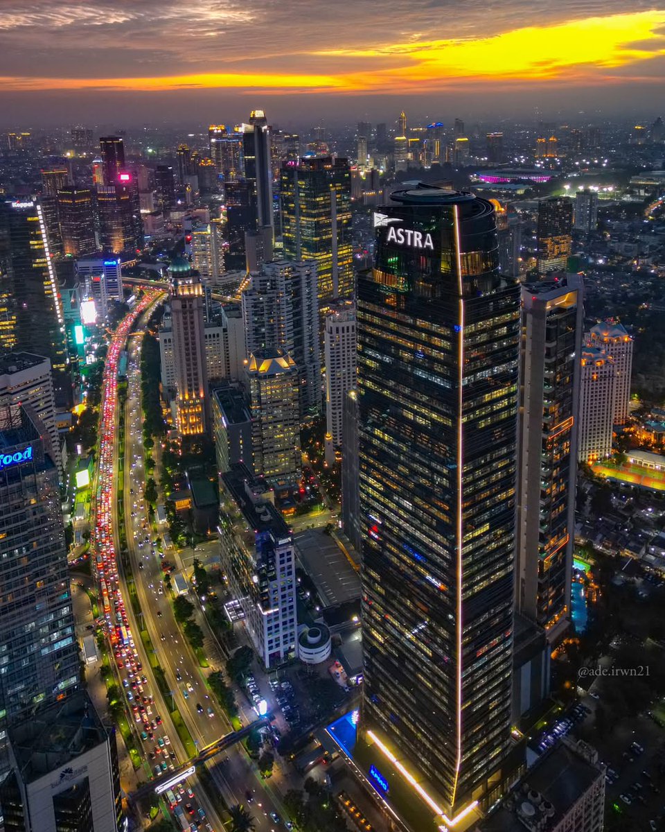 Seascape Nature tweet media