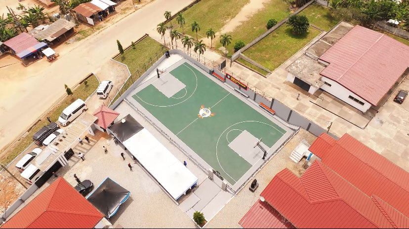 Creatizine Magazine tweet media