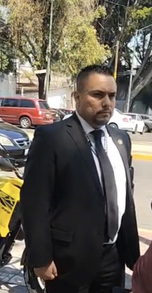 Andrés A. Solis © tweet media