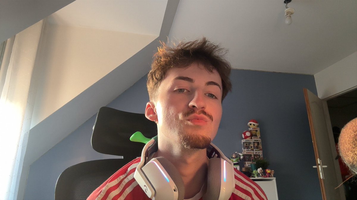 Hynnos 🫧 tweet media