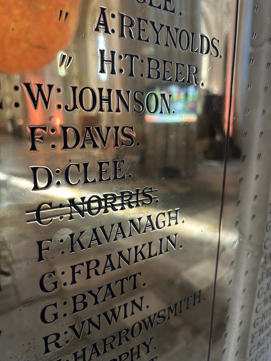 English Churches tweet media