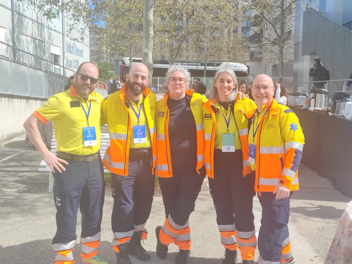 semgencat's tweet photo. Avui ha tingut lloc la primera jornada del V Congreso Winfocus, celebrat a l’Hospital Universitari Joan XXIII, @hjoan23.

Aquest congrés pretén impulsar l’ecografia clínica amb els estàndards ‘World Interactive Network Focused On Critical Ultrasound’.

Per part del SEM hi participen la Dra. Victòria Torres, el Dr. David Teixido, el Dr. Jaime Barreiro, la Dra. Sonia Jiménez, el Dr. Hipólito García i el Dr. Xavier Daniel Fuentes.