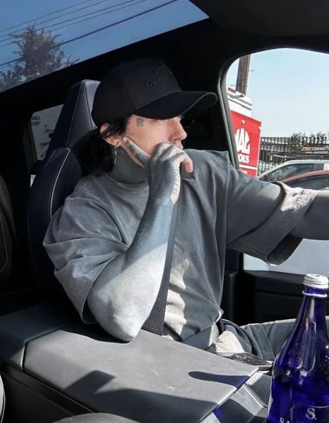 Elle Hayes (@diaryofelleh) on Twitter photo 