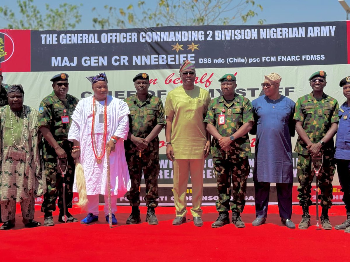 InsideOyo.com tweet media