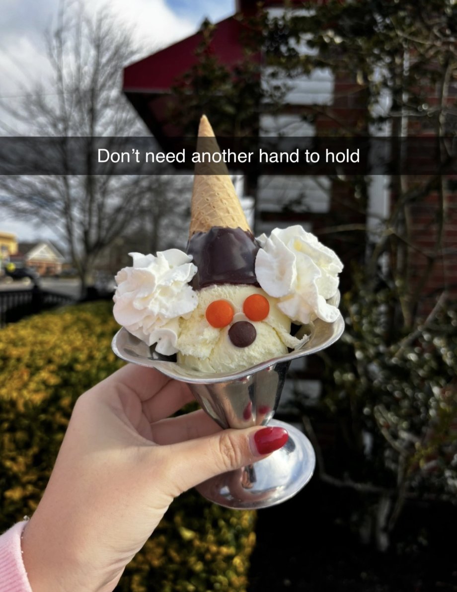 Friendly's tweet media