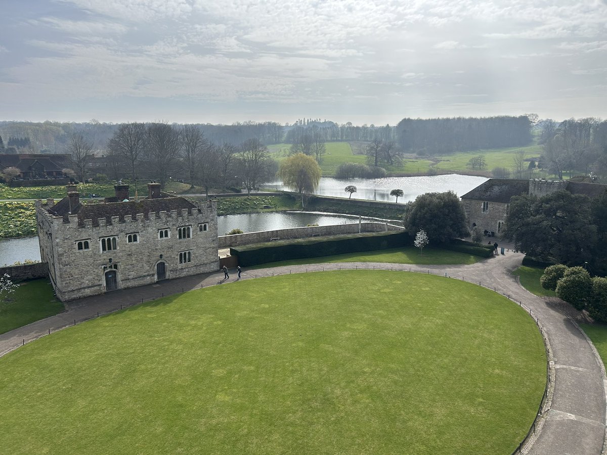 Helen Bonser-Wilton tweet media