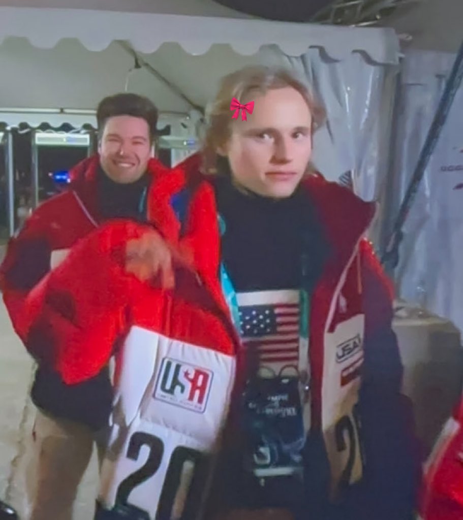 Hannah loves Ilia⛸️😝 tweet media