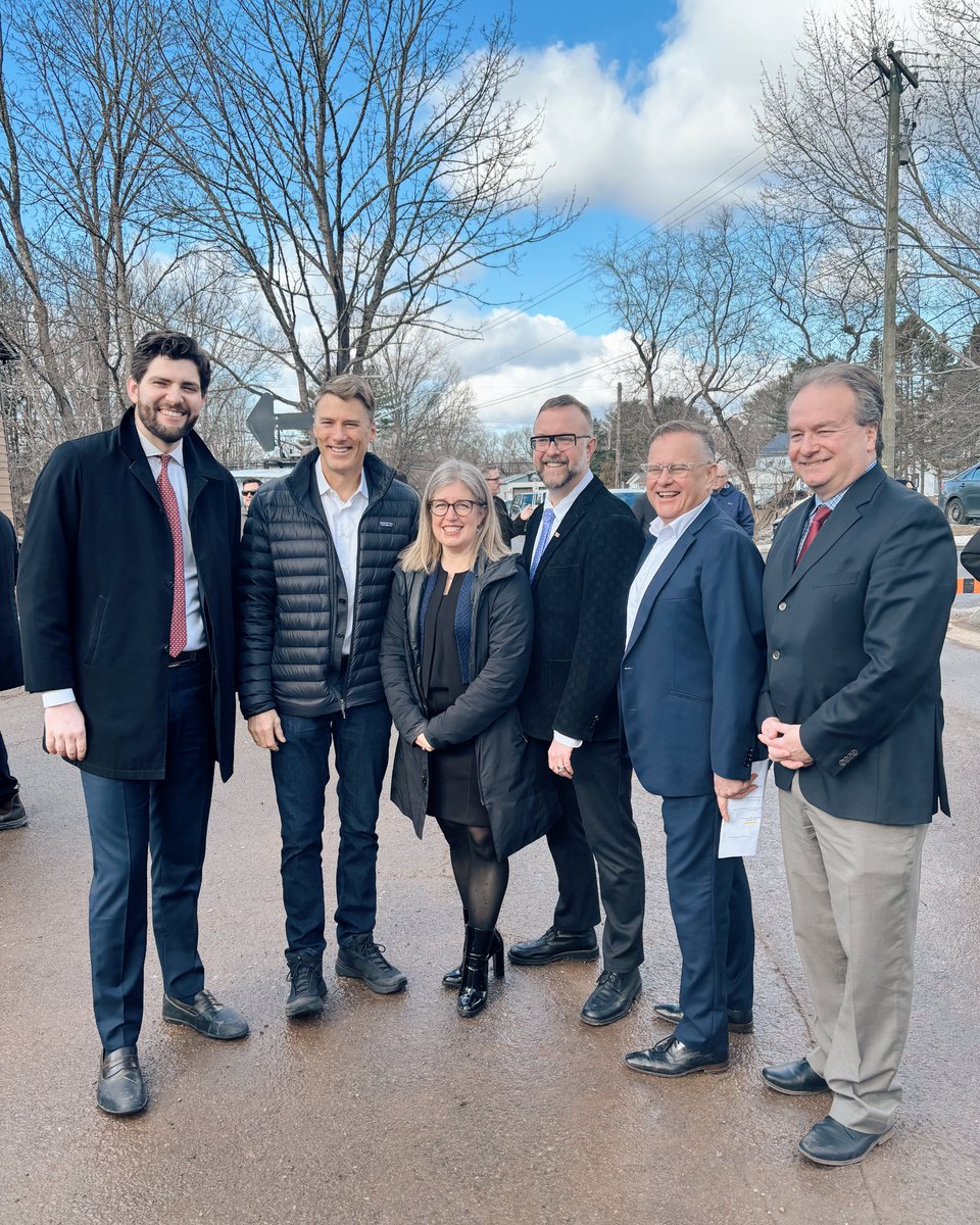 Gregor Robertson tweet media