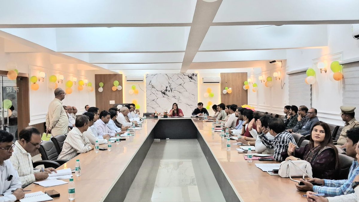 DM NOIDA Gautam Buddha Nagar tweet media
