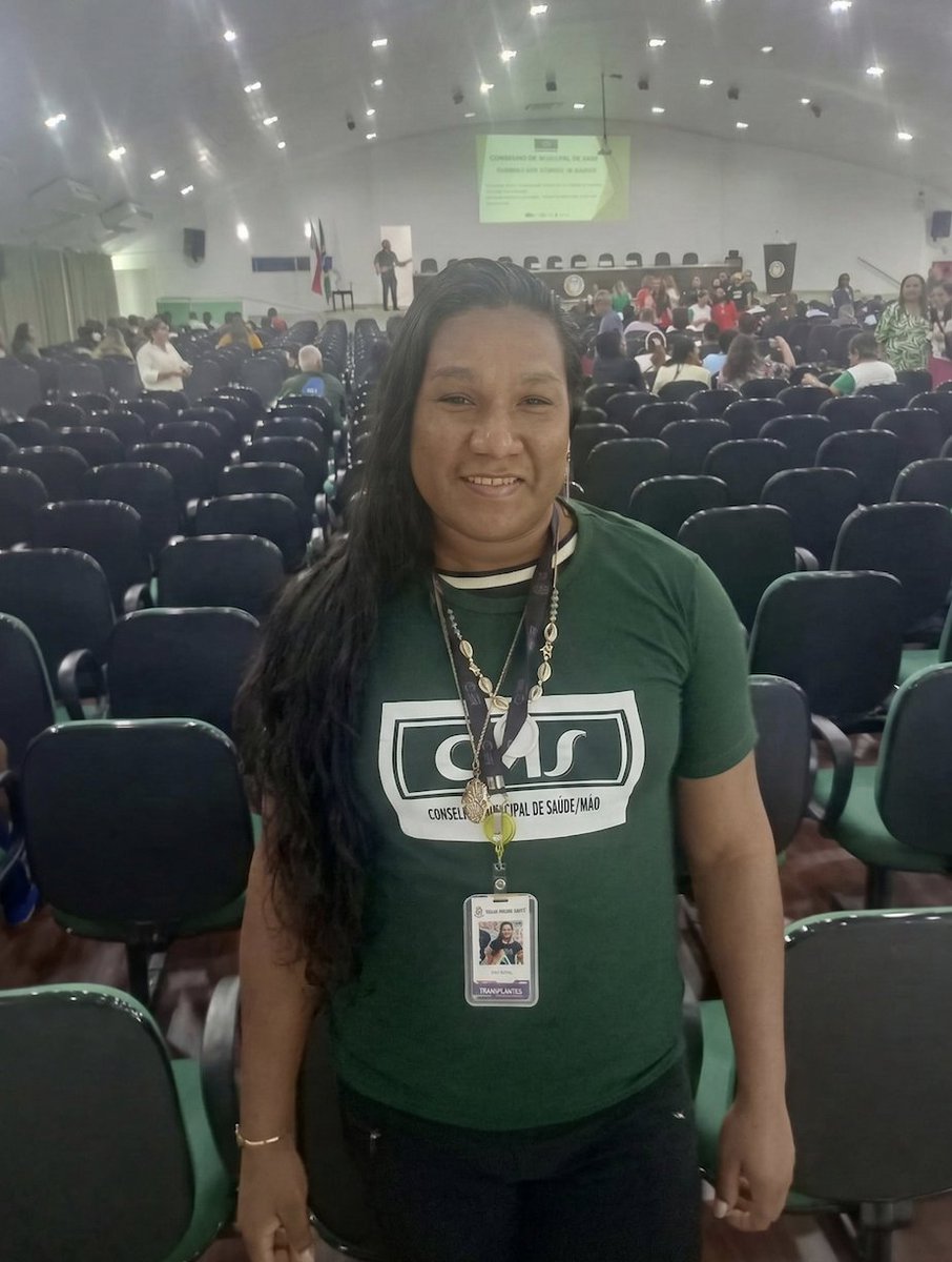 🟢 A Casa Miga esteve lá!
A Bruna participou hoje do Seminário de Integração dos Conselhos Locais de Saúde, lá na <a href="/UFAM_/">Ufam</a> . 
A gente precisa ocupar esses espaços. Saúde pública é direito de todo mundo — e isso inclui a nossa comunidade. 💚
Orgulho, Bruna! 🫶