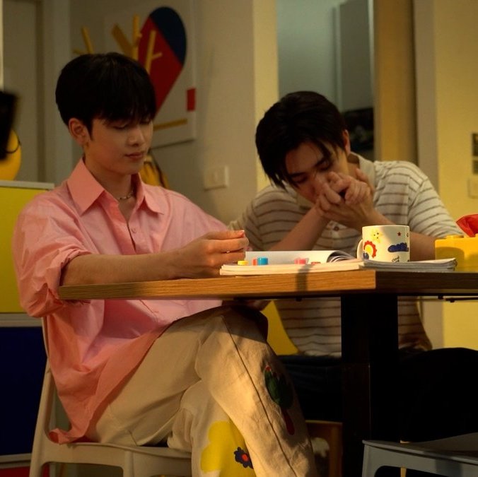 Than Shweyee tweet media