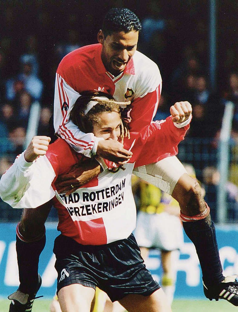 Arthur Ladinszky tweet media