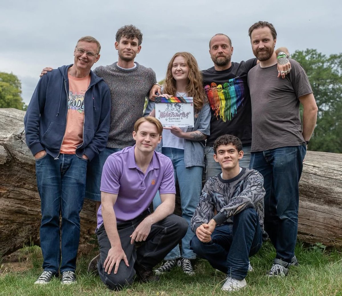 TÁ VINDO AÍ! Segundo Alice Oseman, a pós-produção de “Heartstopper Forever” foi concluída.

O filme, que encerrará a história de Nick e Charlie, tem estreia prevista para o segundo semestre na Netflix.