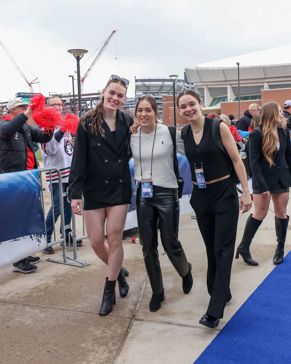 Northeastern Women’s Hockey tweet media