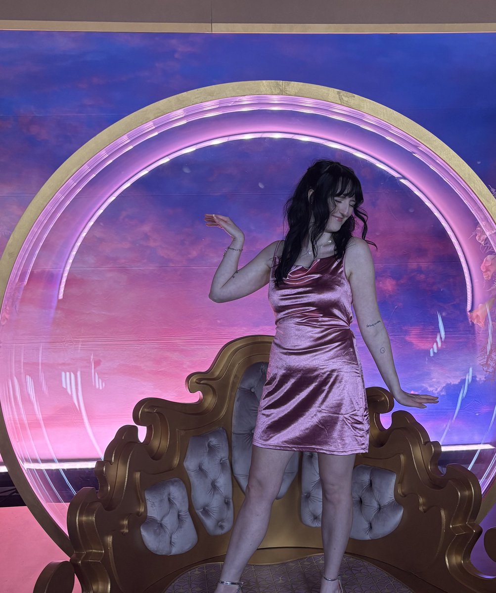 em ⭑.ᐟ 🎱 tweet media