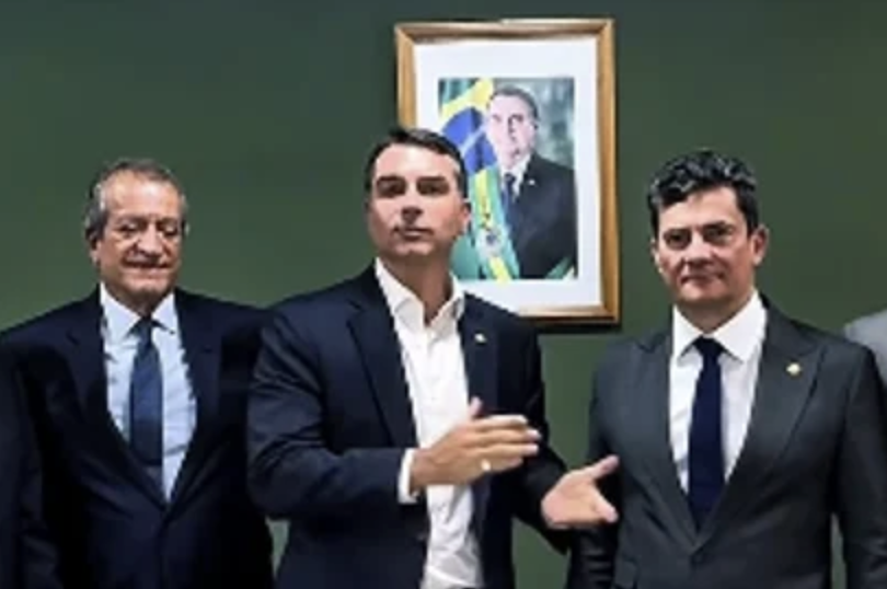 Felipe Moura Brasil tweet media