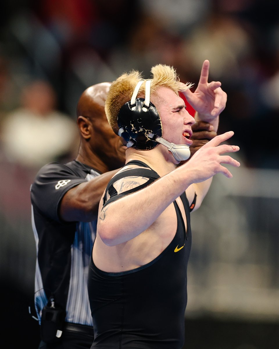 Iowa Hawkeye Wrestling tweet media