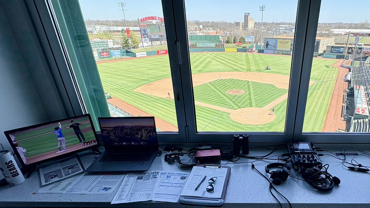 Corey Riggs 🎙 tweet media