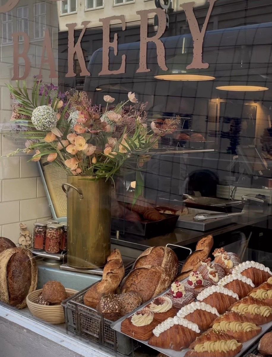 diaryofalovagrl's tweet image. 3/20 — first day of spring.