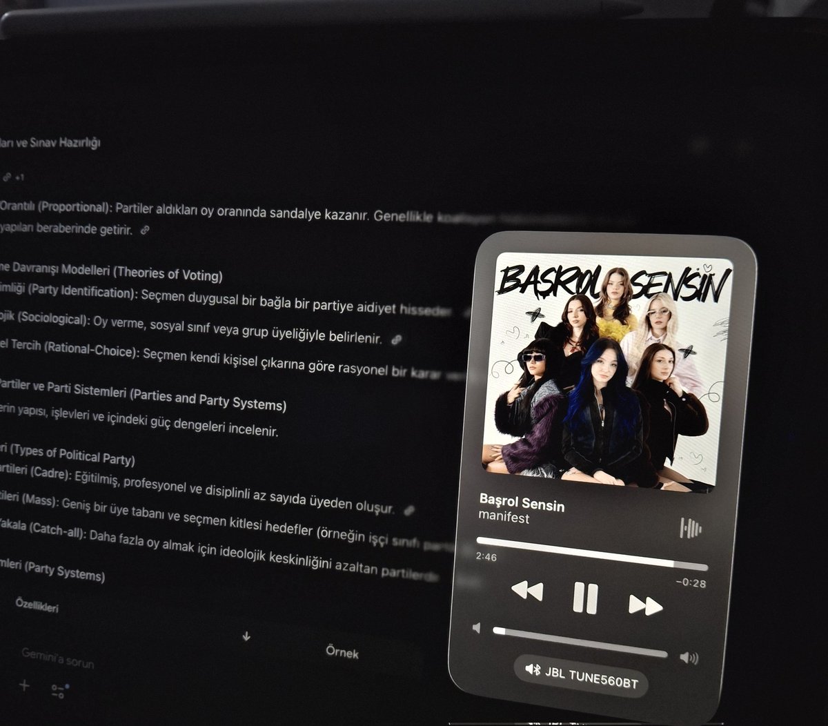 bayram sonrasi hemen vize koyduklari icin akademik hayatla fan kizligi ayni anda yonetmeye calisinca benim yasam kalitesi