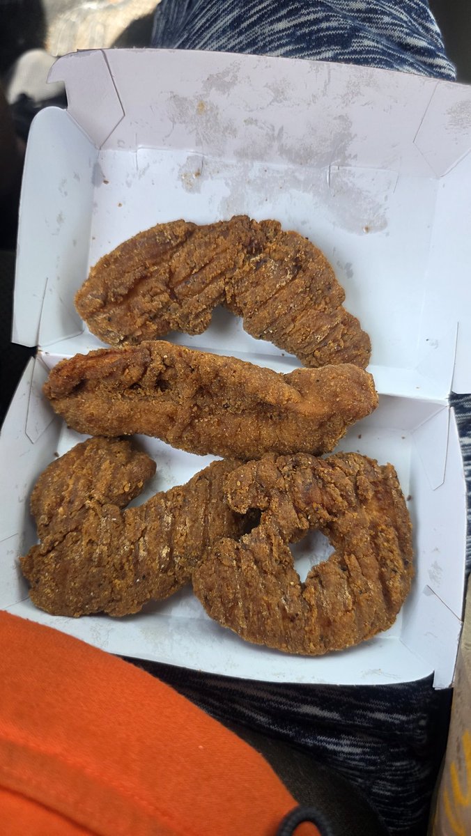 RealJonEmery's tweet photo. Yall gotta do better @McDonalds.  What are these greasy, overcooked....things?  No wonder we waited over 15 minutes. https://t.co/UNgBqUf155