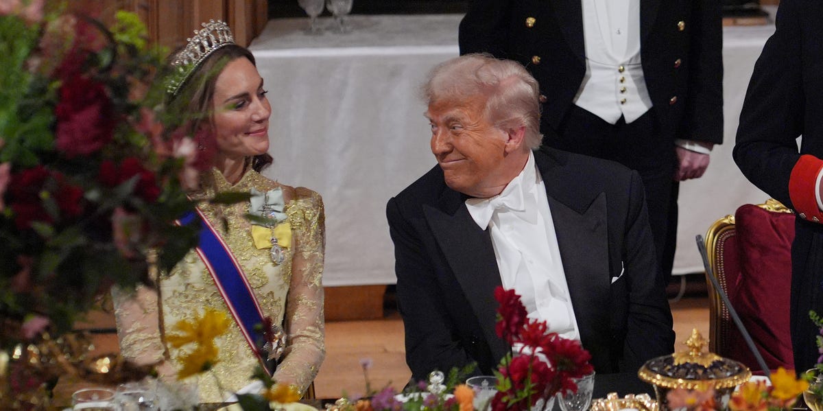 the blue tweet media