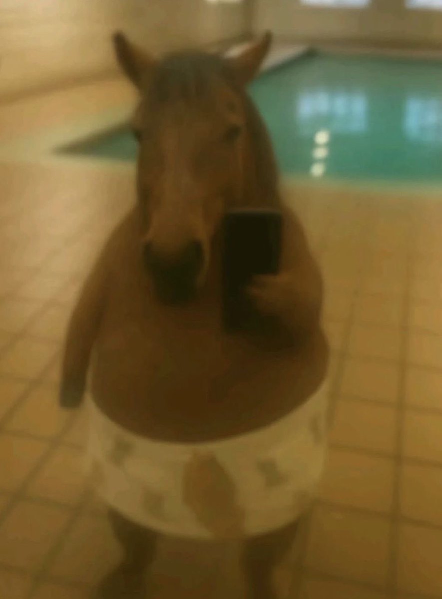 mon ex va se marier pendant que moi je joue encore a roblox