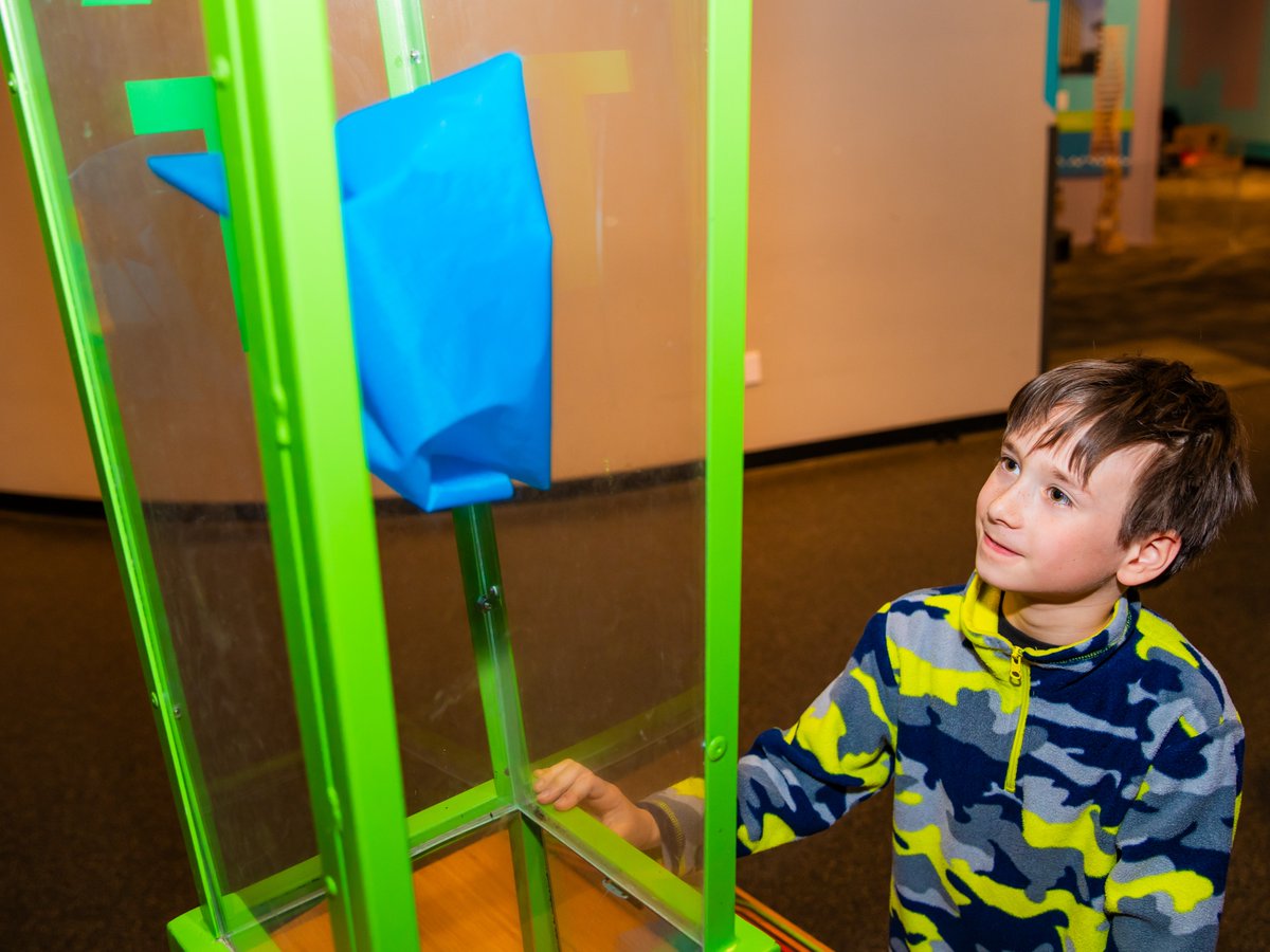 Saint Louis Science Center tweet media