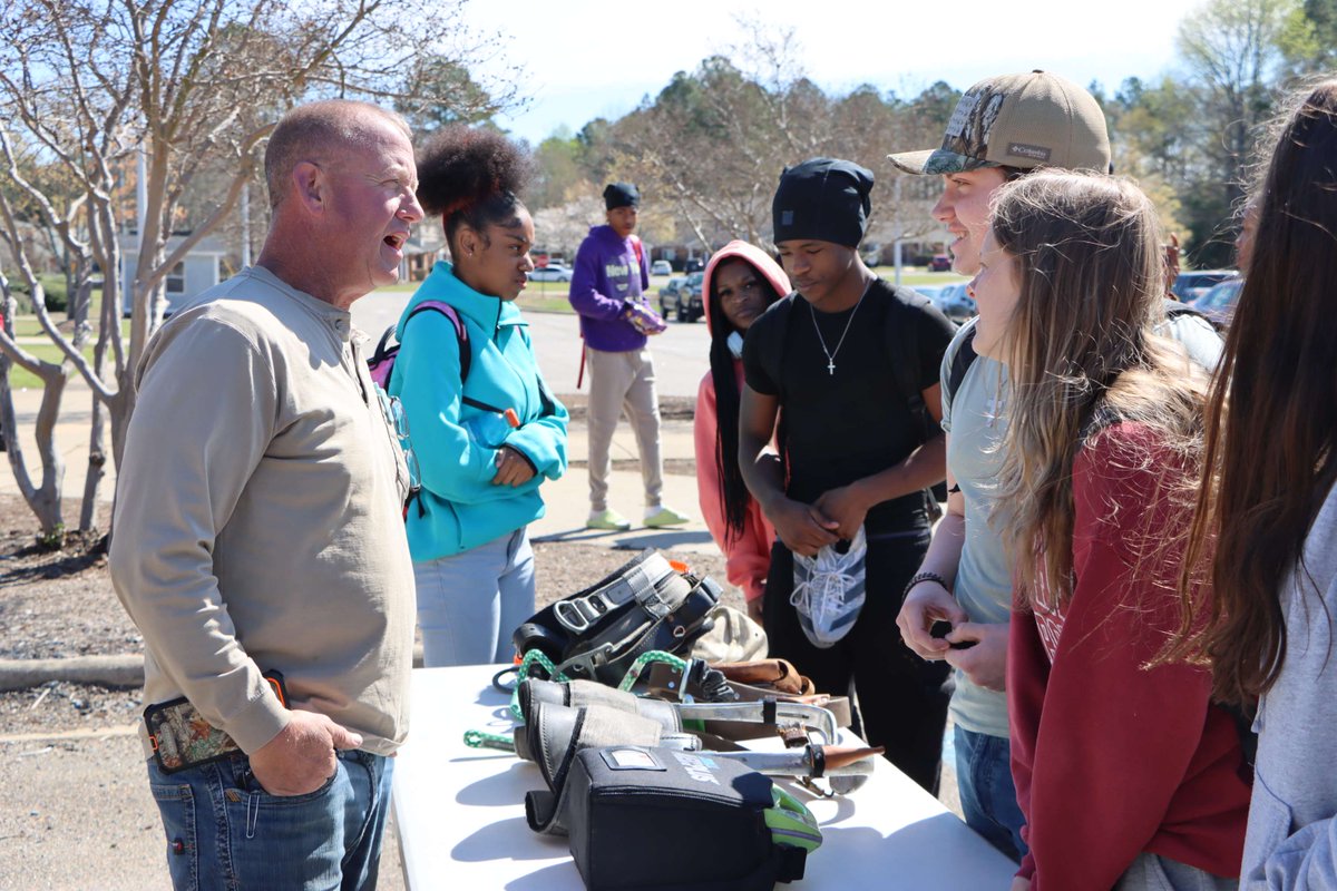 Pee Dee Electric NC tweet media