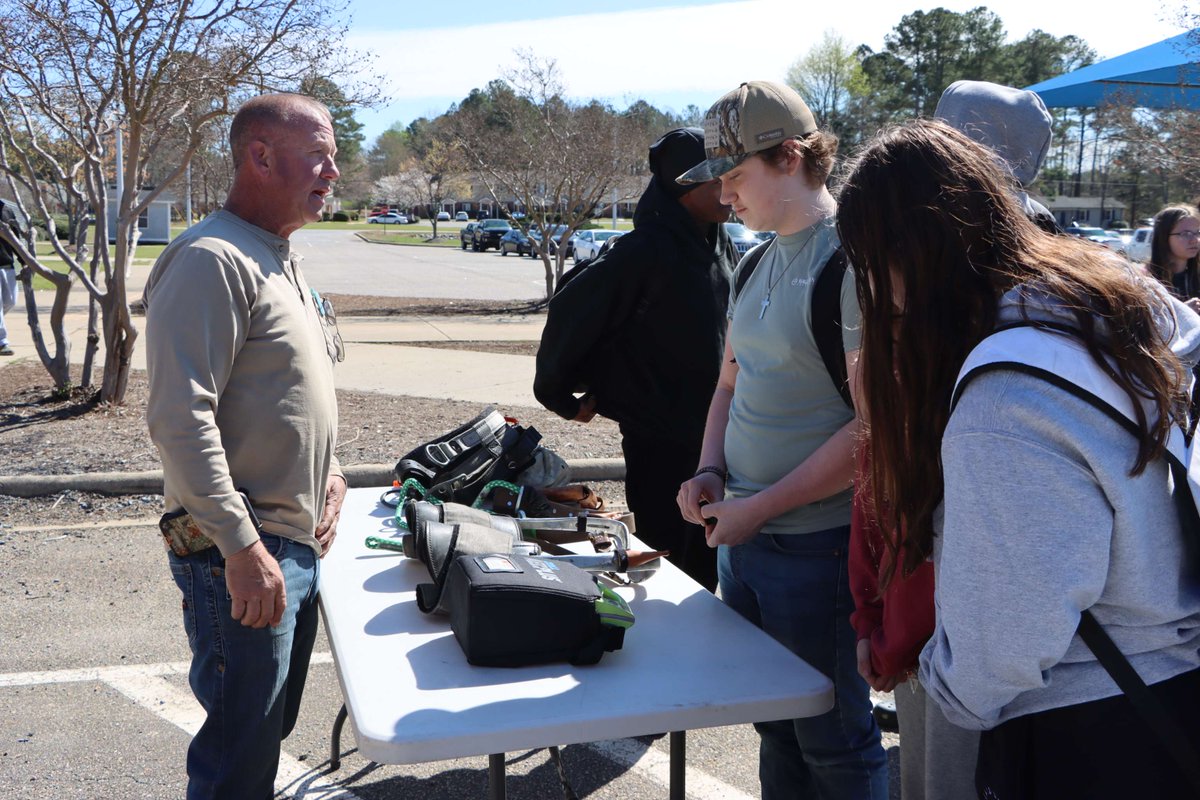 Pee Dee Electric NC tweet media