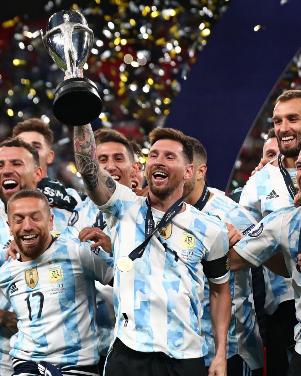 Analistas tweet media