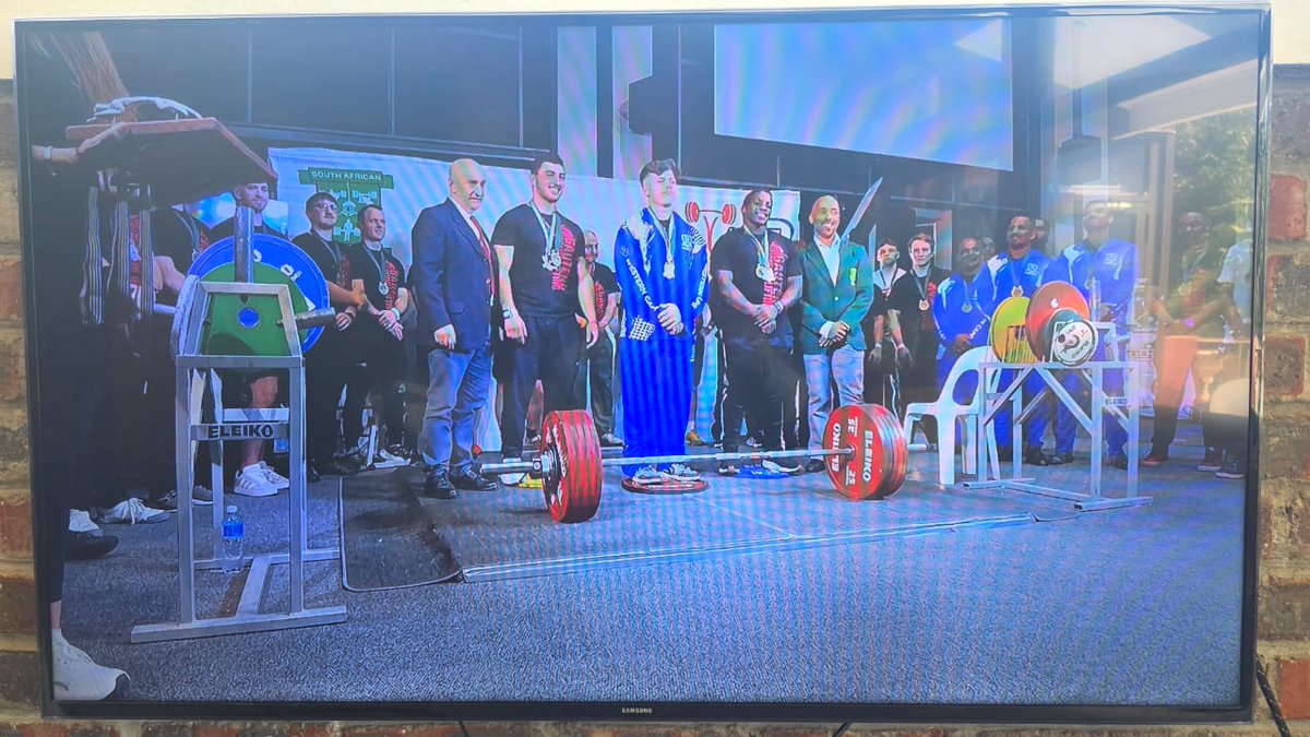 Rouvanne v. d. Berg tweet media