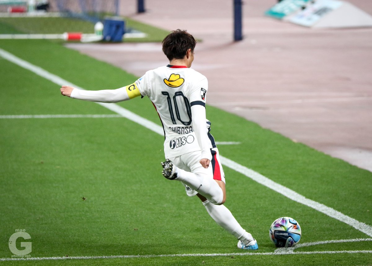 maeggtter's tweet photo. 王者vs王者の思い出➆
　
・昔、岳のこんな感じの写真よく撮ってたなーと思い出す
　
・懐かしさに胸がザワザワ
　
・姿勢がきれい
　
・やっぱり岳は撮ってて楽しい
　
・動きと姿勢がとにかく美しい https://t.co/pJZBa0lSia