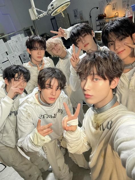 ppaigie_7 | ENHYPEN IS 7 tweet media