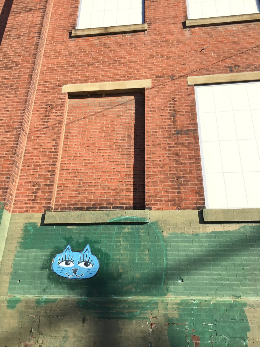 Fortitudine Vincit tweet media