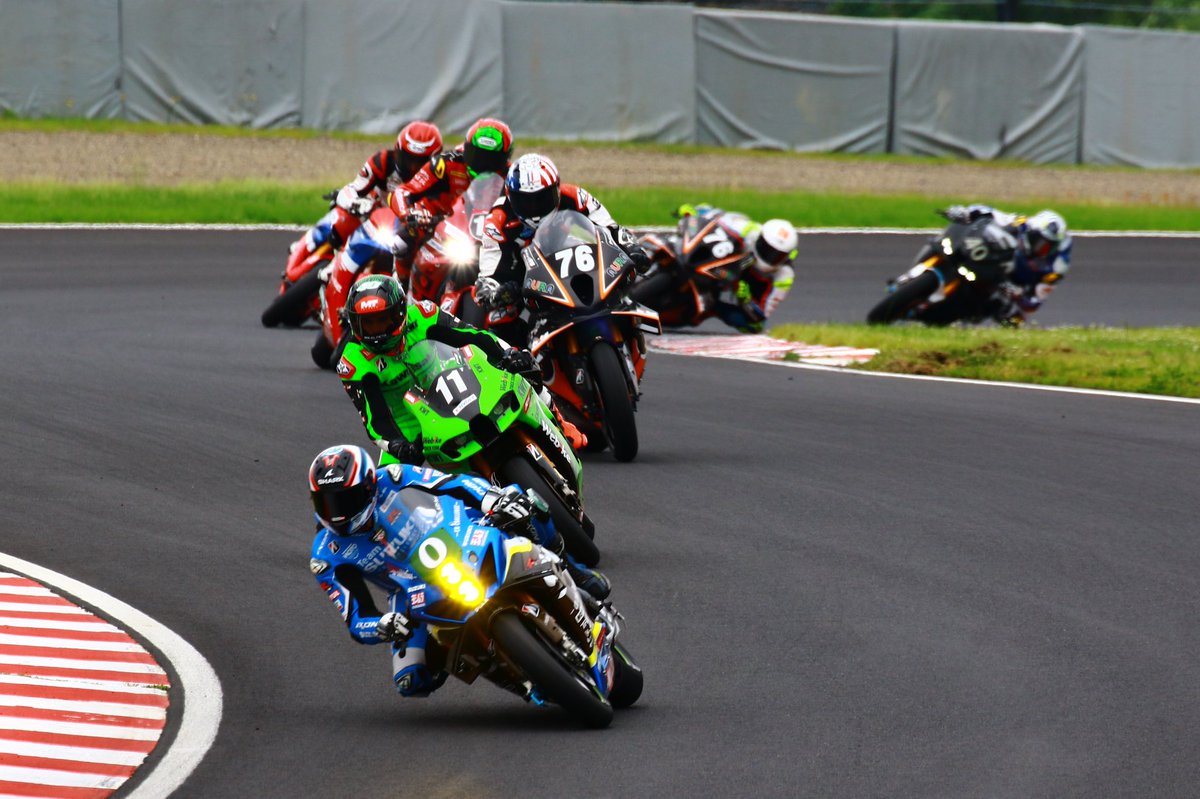 かに🦀20万km走行バイク乗り tweet media