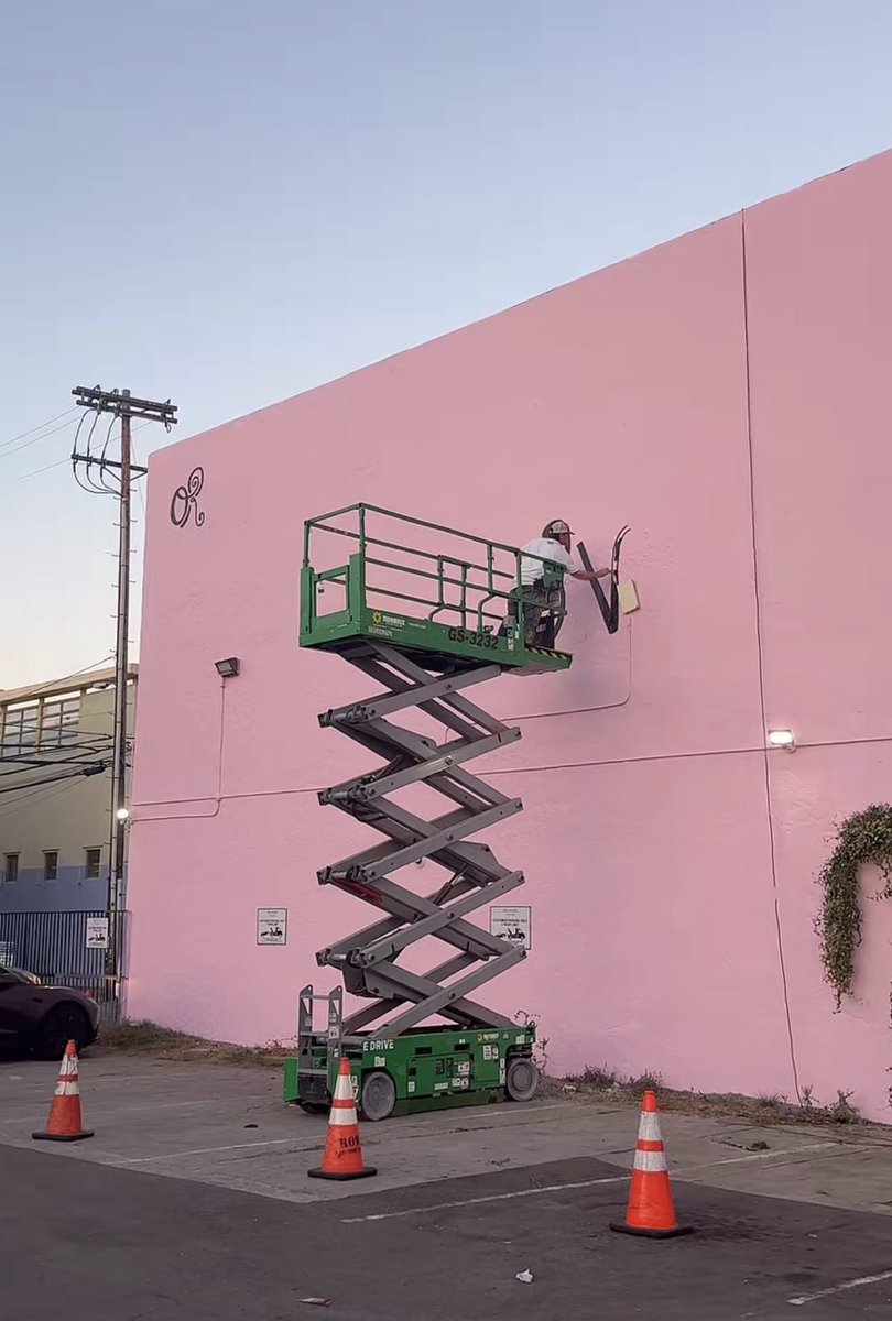 Olivia Rodrigo Daily tweet media