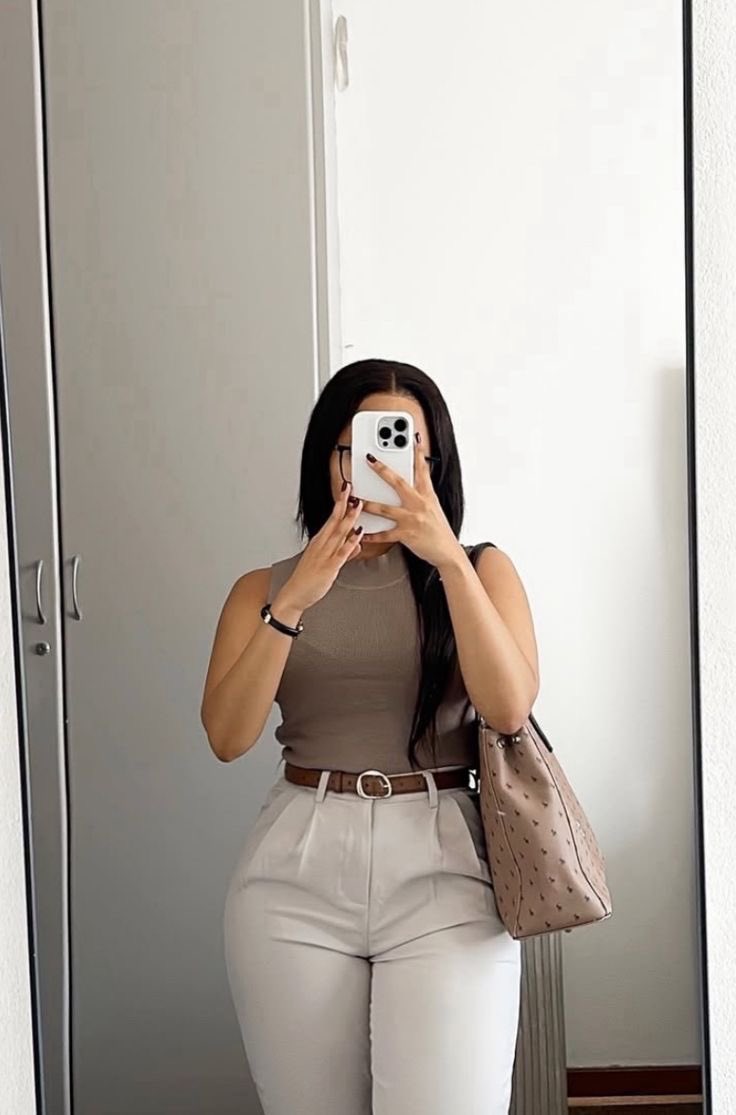 Nelisiwe tweet media