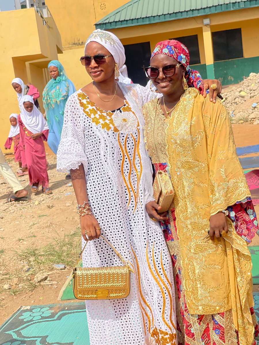 Eid mubarak from me and mine <a href="/ninimahmu/">MAMUDATU ATA WEWE</a> ❤️

TaqoballaLlahu minna wa minkum