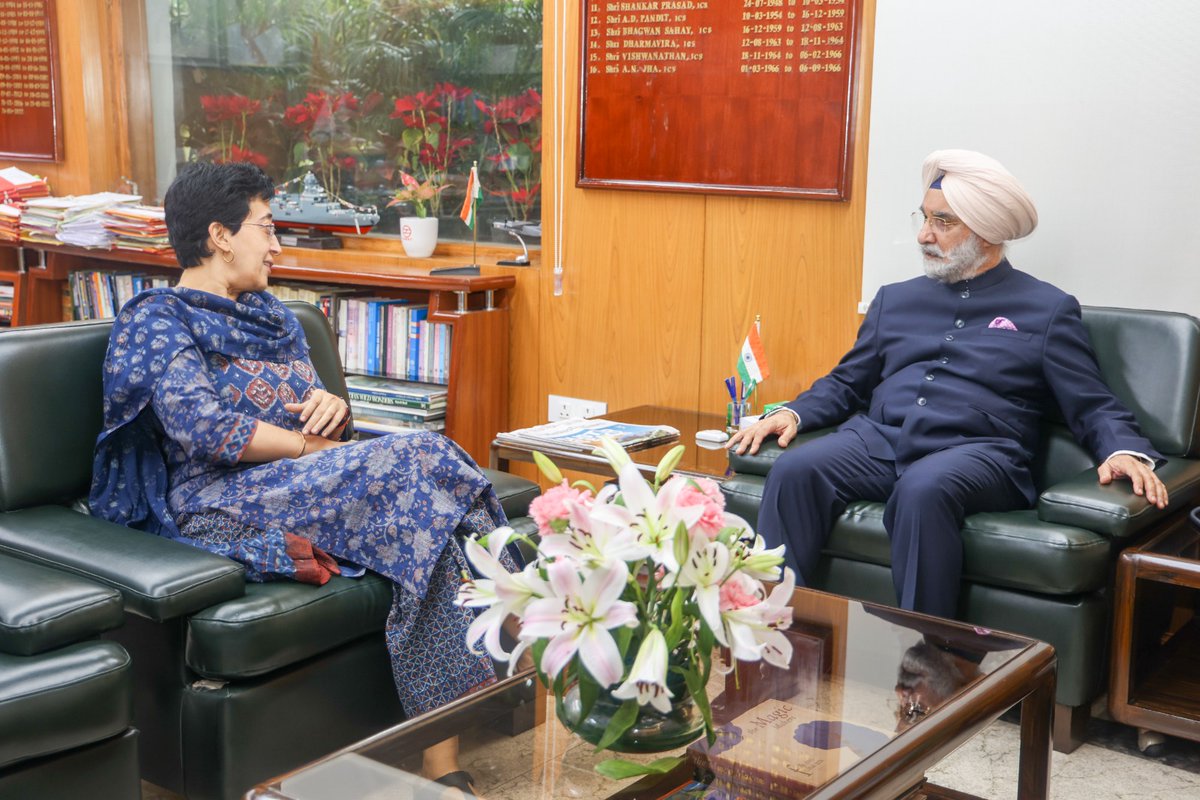 Hon’ble Leader of Opposition, in the Delhi Assembly, Ms <a href="/AtishiAAP/">Atishi</a> called on Hon'ble LG <a href="/LtGovDelhi/">LG Delhi</a>, Sardar <a href="/SandhuTaranjitS/">Taranjit Singh Sandhu</a>, at Lok Niwas.