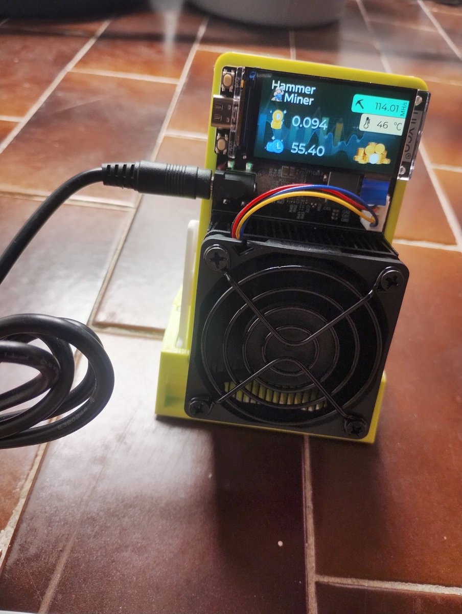 Free Crypto Bro tweet media