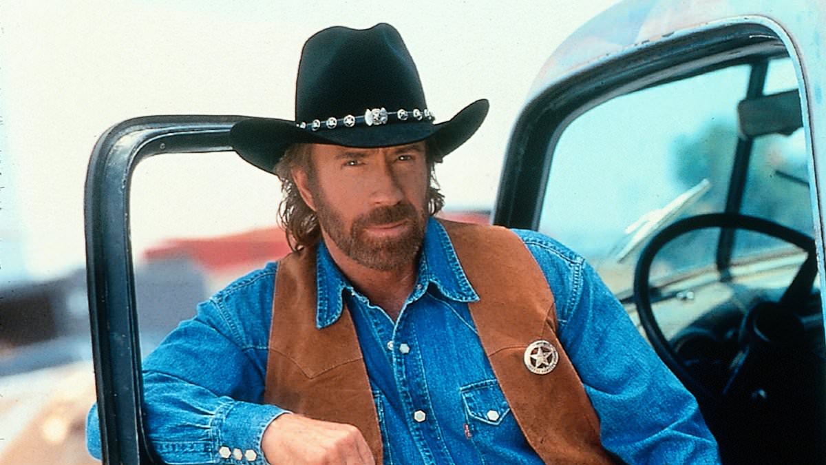 Editorial Applehead Team tweet media