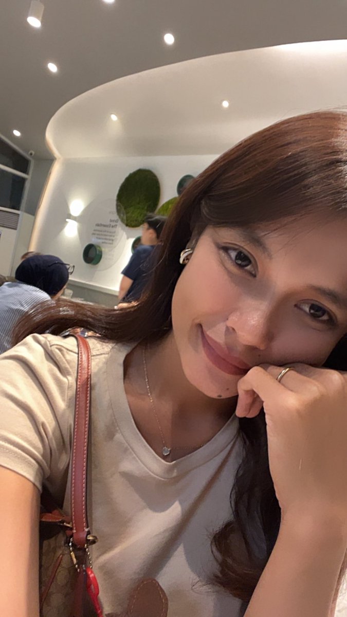 powy 𓆏 tweet media