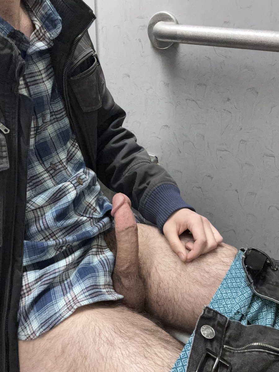 Lloyd Grey tweet media