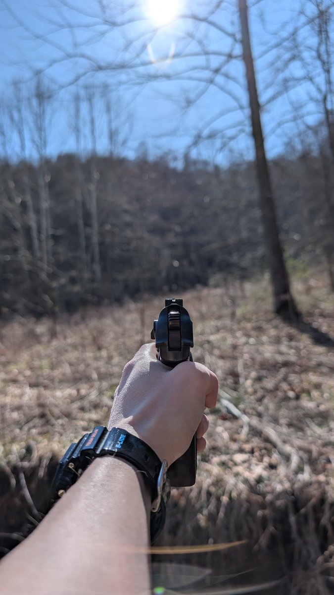 чики 🏕️ tweet media